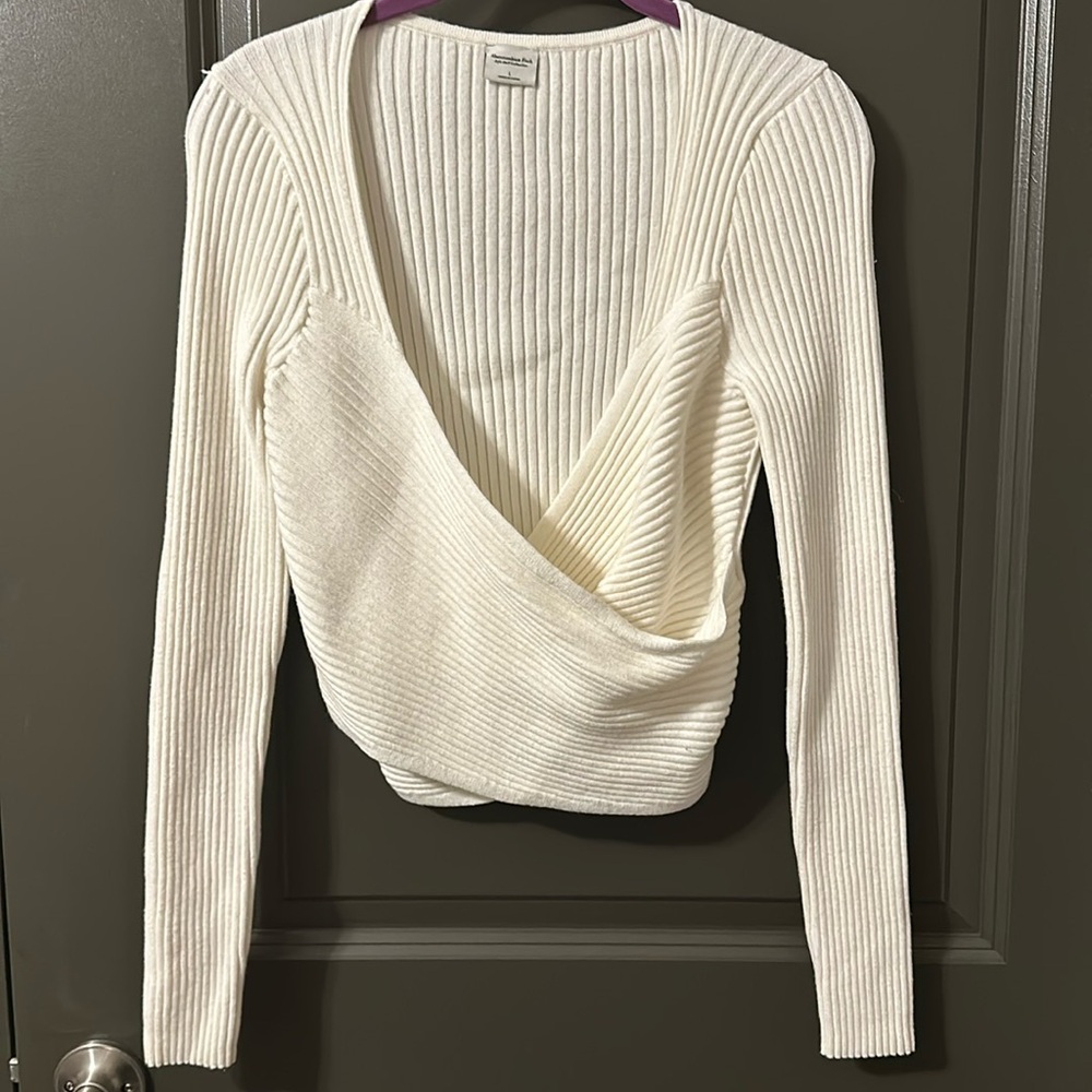 A&F crossover white sweater size large